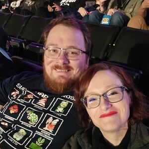 Meet your Posher, Casey